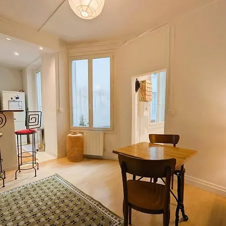 Quiet Parisian Retreat Faubourg St Denis Paříž